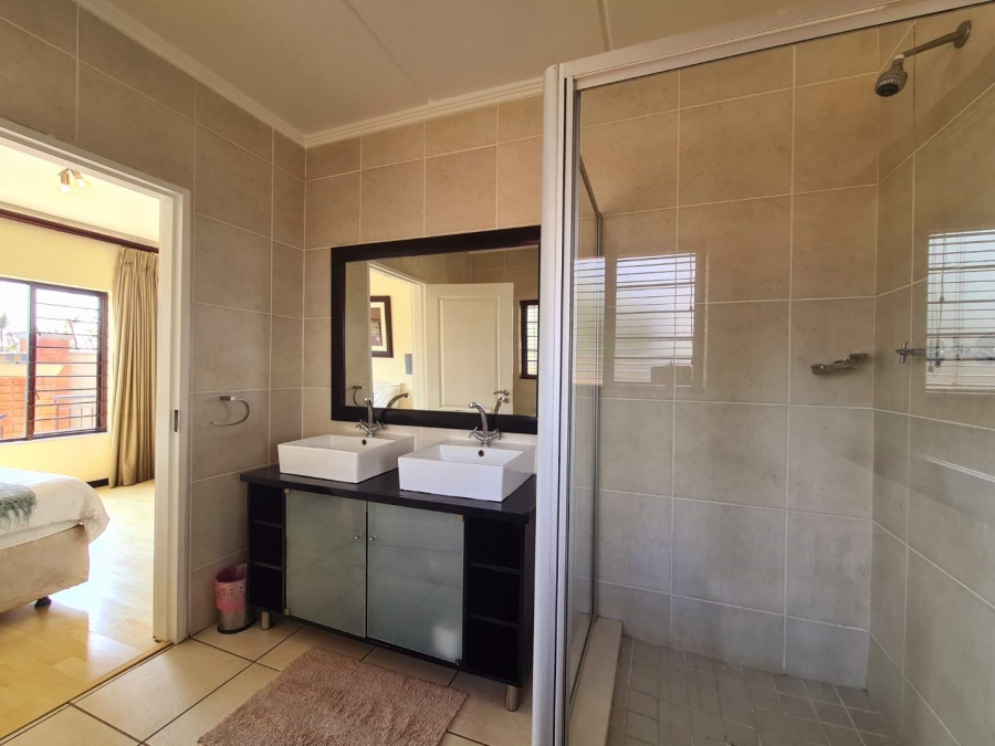 2 Bedroom Property for Sale in Solheim Gauteng