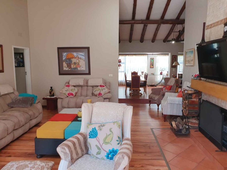 4 Bedroom Property for Sale in Bassonia Gauteng