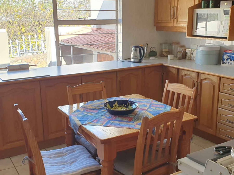 4 Bedroom Property for Sale in Bassonia Gauteng