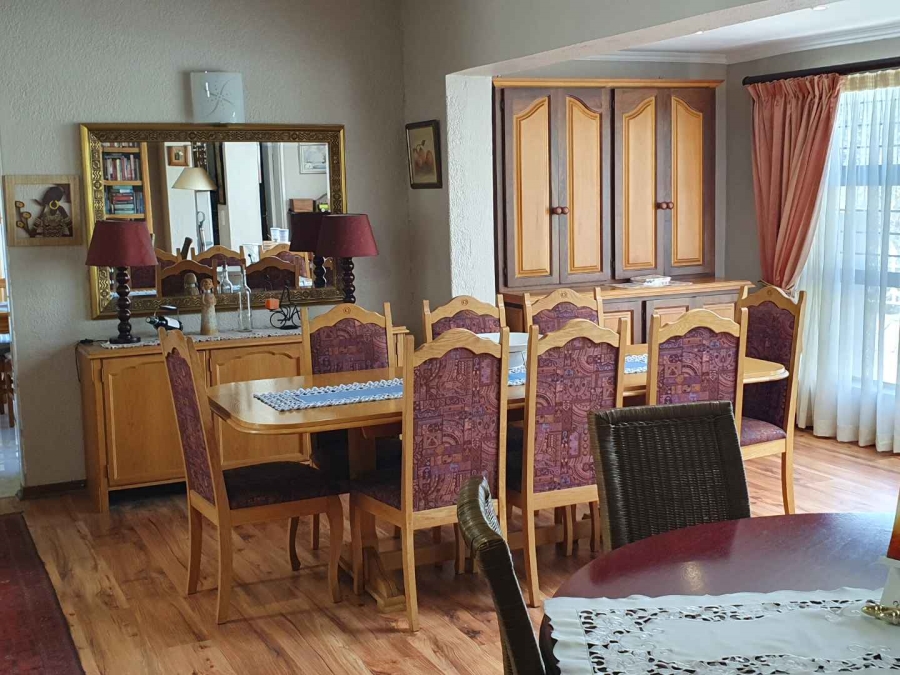 4 Bedroom Property for Sale in Bassonia Gauteng