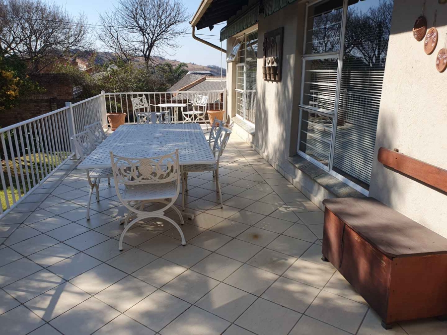 4 Bedroom Property for Sale in Bassonia Gauteng