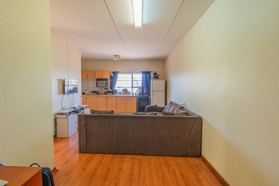 1 Bedroom Property for Sale in Hillcrest Gauteng