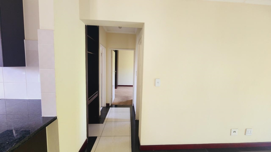 2 Bedroom Property for Sale in Noordwyk Gauteng