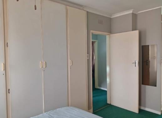 To Let 3 Bedroom Property for Rent in Lyndhurst Gauteng