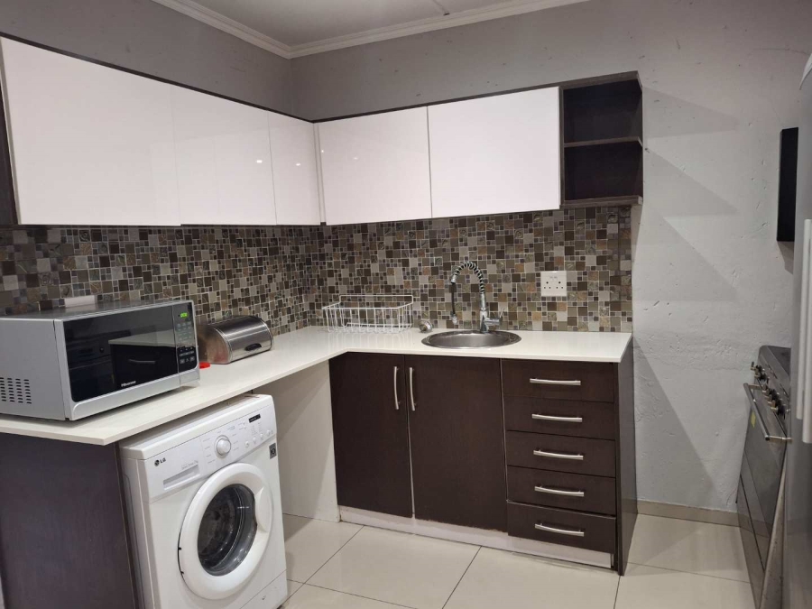 To Let 1 Bedroom Property for Rent in Morningside Gauteng