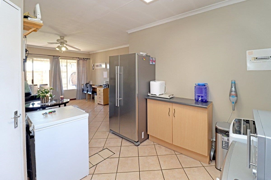2 Bedroom Property for Sale in Elardus Park Gauteng