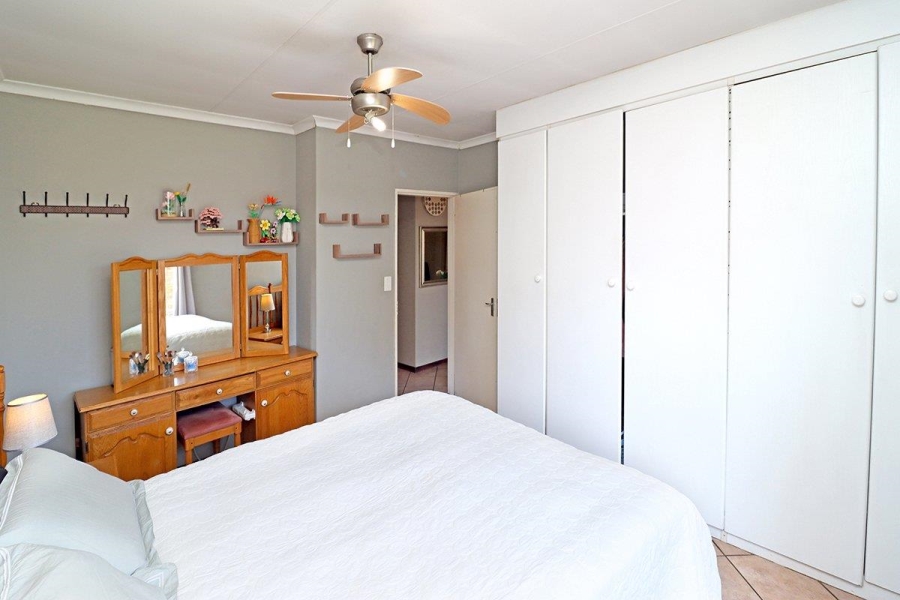 2 Bedroom Property for Sale in Elardus Park Gauteng