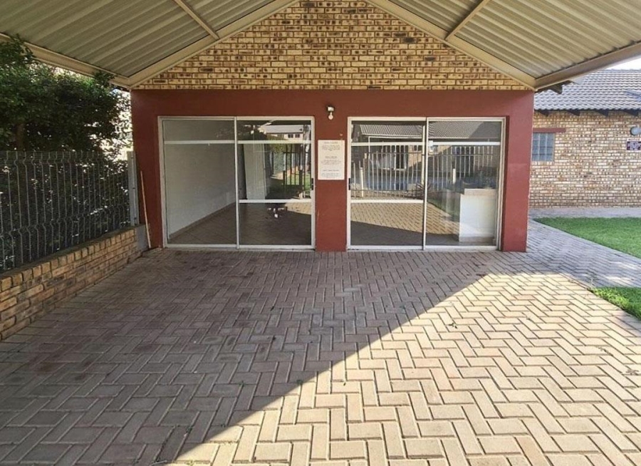 To Let 3 Bedroom Property for Rent in Celtisdal Gauteng