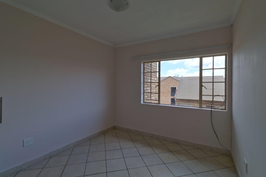 To Let 3 Bedroom Property for Rent in Celtisdal Gauteng