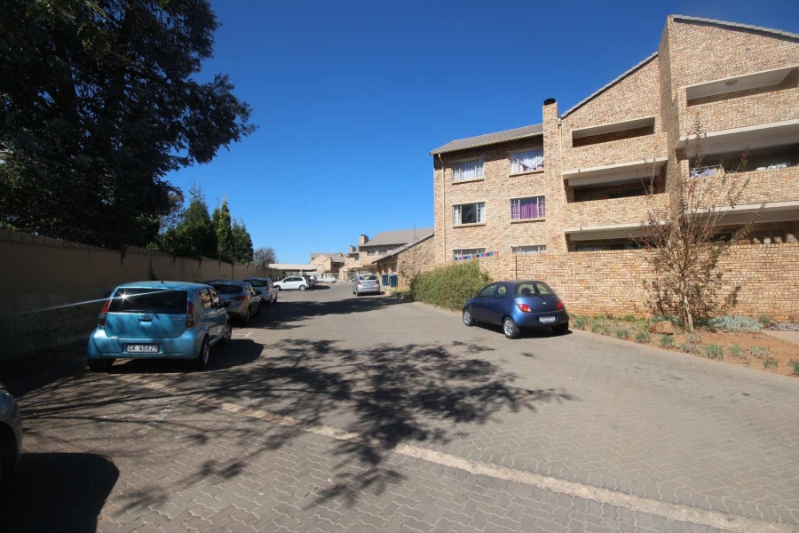 To Let 3 Bedroom Property for Rent in Celtisdal Gauteng