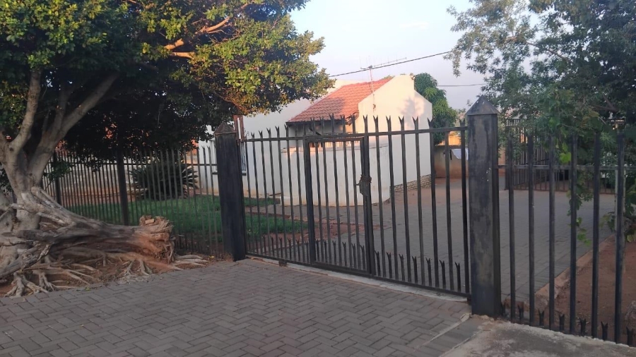 2 Bedroom Property for Sale in Odinburg Gauteng