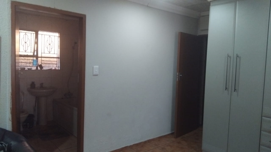 3 Bedroom Property for Sale in Soshanguve VV Gauteng