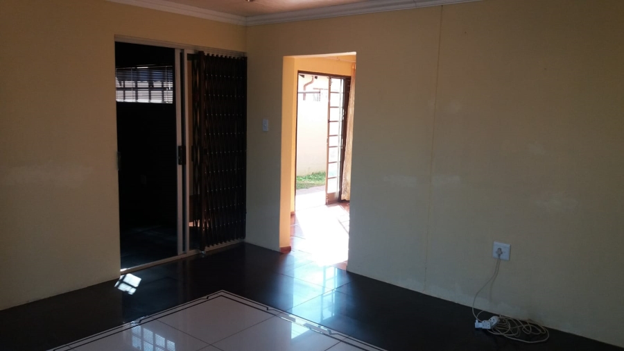 3 Bedroom Property for Sale in Soshanguve VV Gauteng
