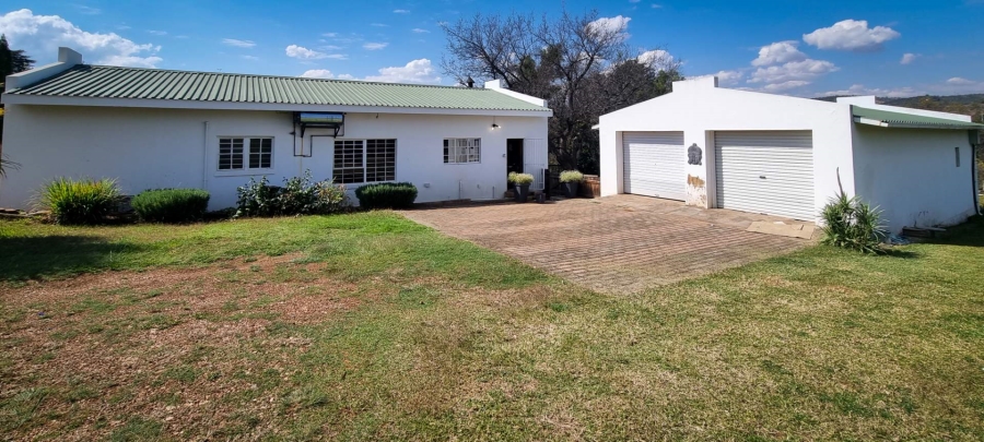 To Let 3 Bedroom Property for Rent in Flora Park Gauteng