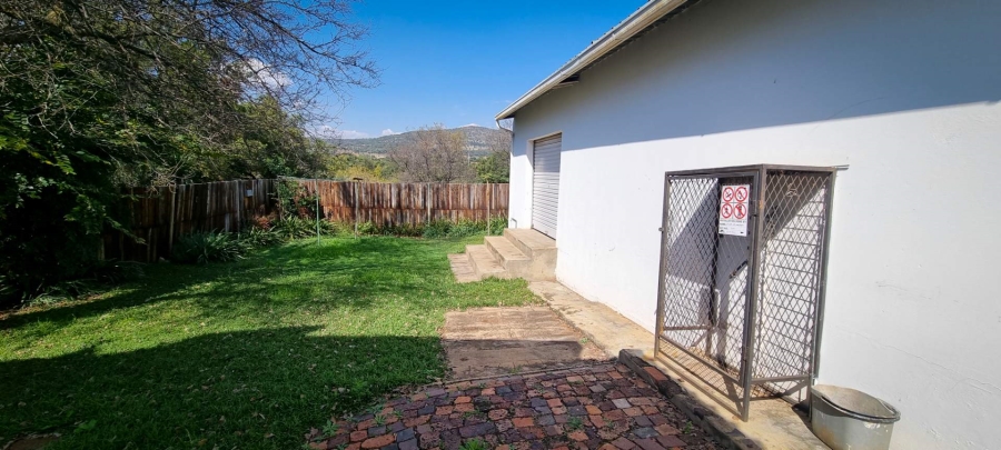 To Let 3 Bedroom Property for Rent in Flora Park Gauteng
