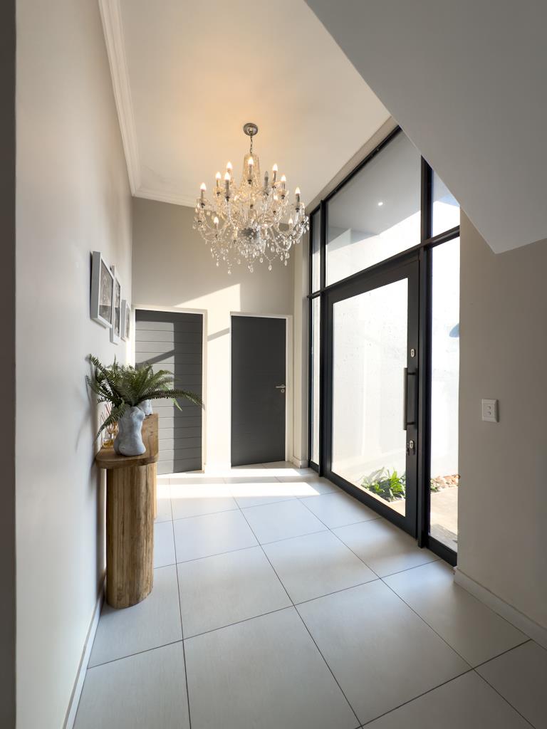 3 Bedroom Property for Sale in Midstream Hill Gauteng