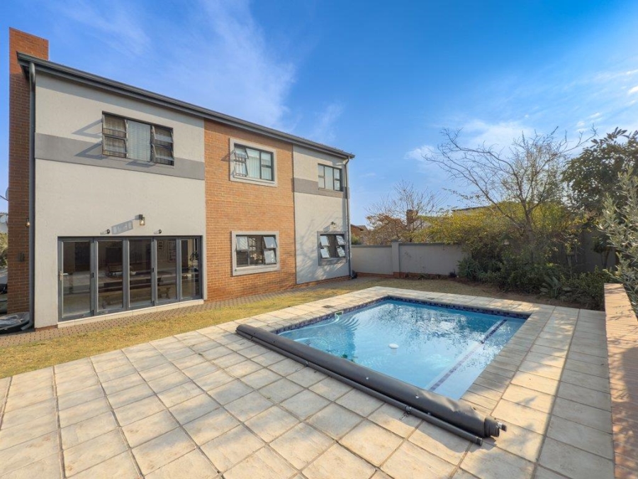 3 Bedroom Property for Sale in Midstream Hill Gauteng
