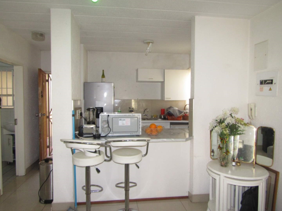 1 Bedroom Property for Sale in Rembrandt Park Gauteng
