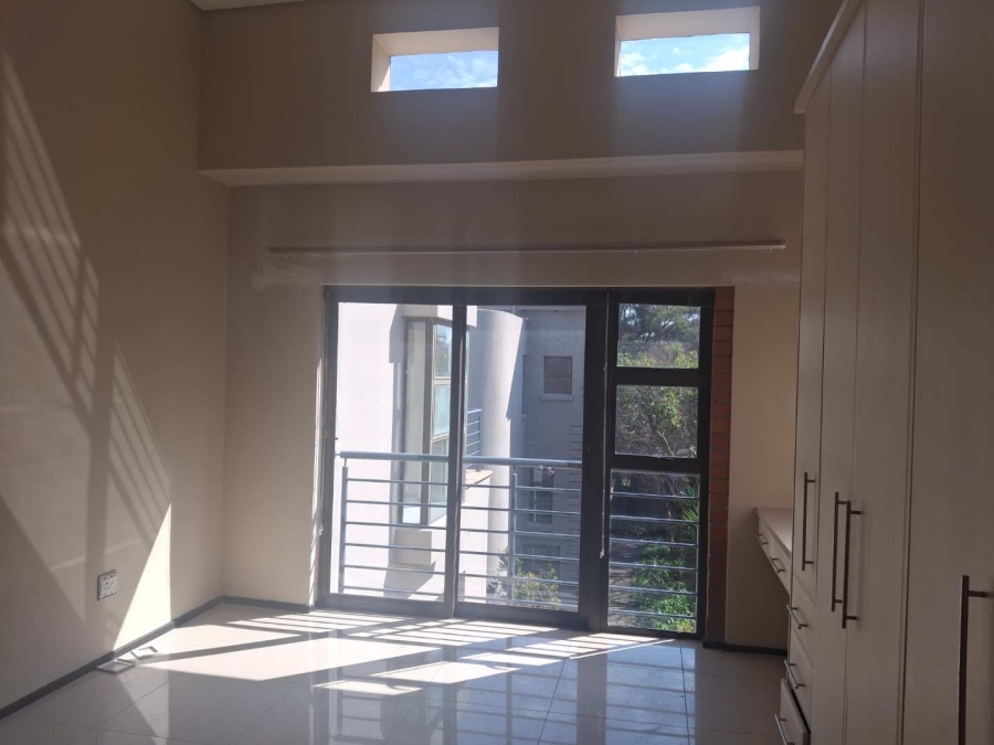 To Let 2 Bedroom Property for Rent in Melrose Gauteng