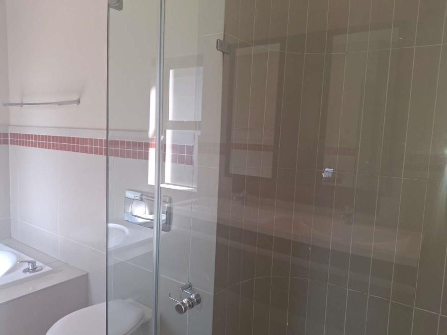 To Let 2 Bedroom Property for Rent in Melrose Gauteng