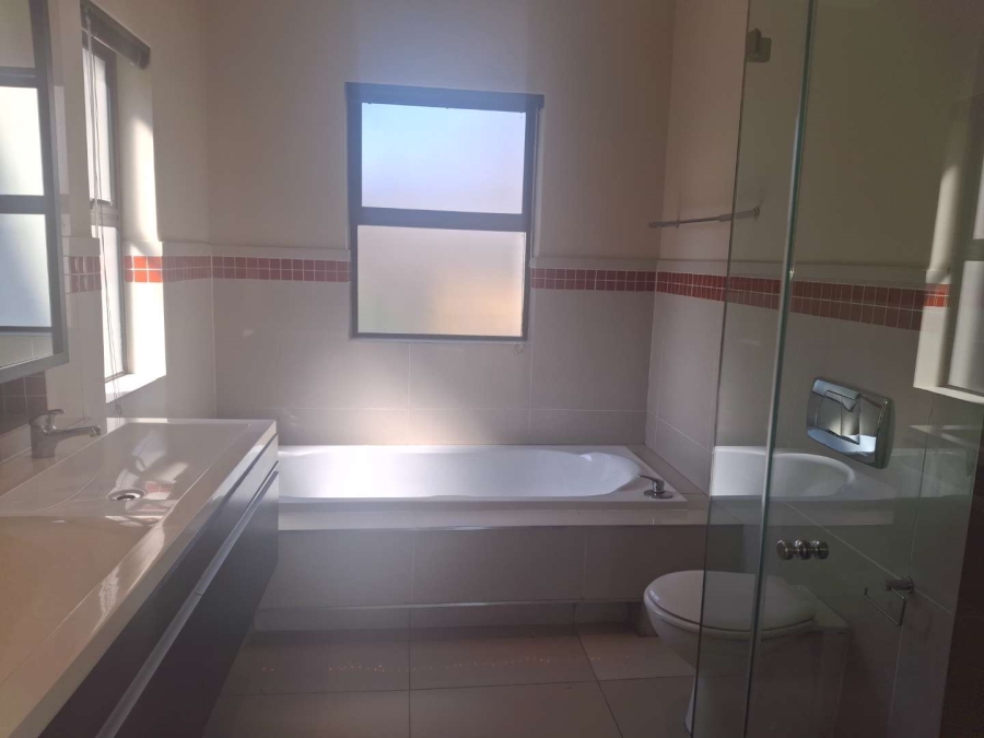 To Let 2 Bedroom Property for Rent in Melrose Gauteng