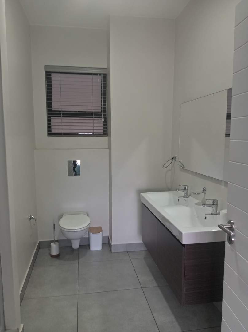 To Let 2 Bedroom Property for Rent in Bedfordview Gauteng