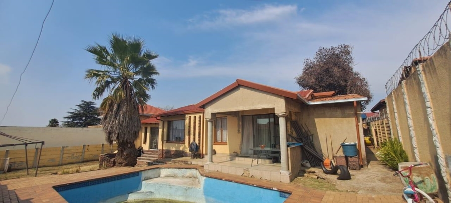 3 Bedroom Property for Sale in Elandspark Gauteng