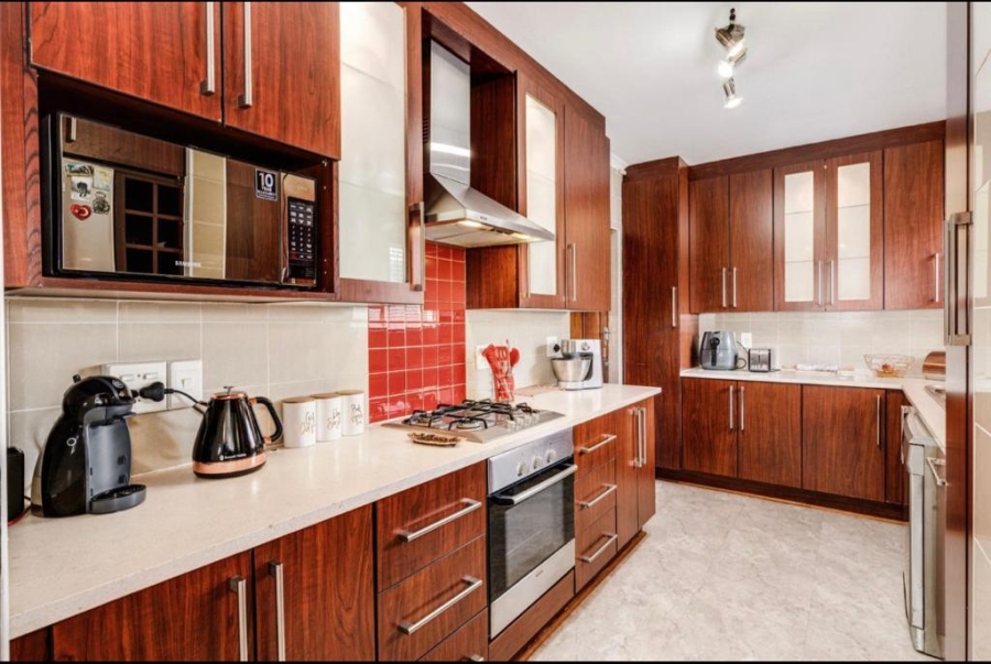 2 Bedroom Property for Sale in Wendywood Gauteng