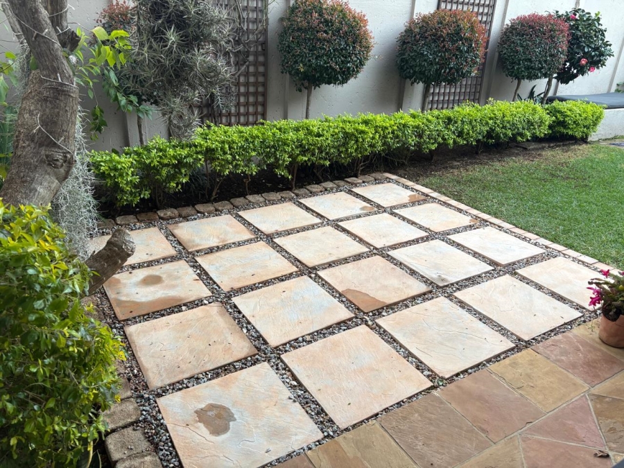 2 Bedroom Property for Sale in Wendywood Gauteng