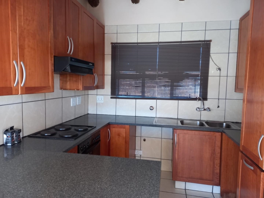 To Let 2 Bedroom Property for Rent in Northgate Gauteng