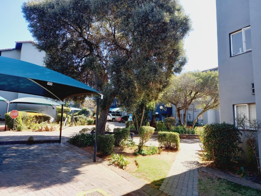 To Let 2 Bedroom Property for Rent in Northgate Gauteng