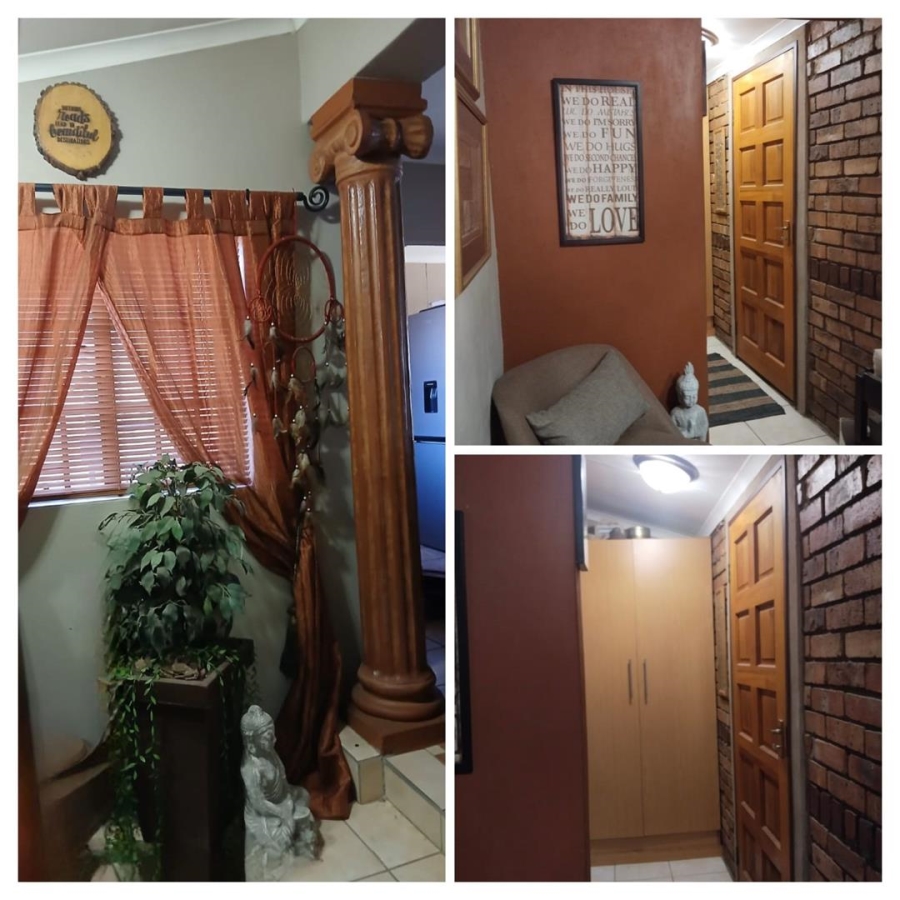 2 Bedroom Property for Sale in Hennopspark Gauteng