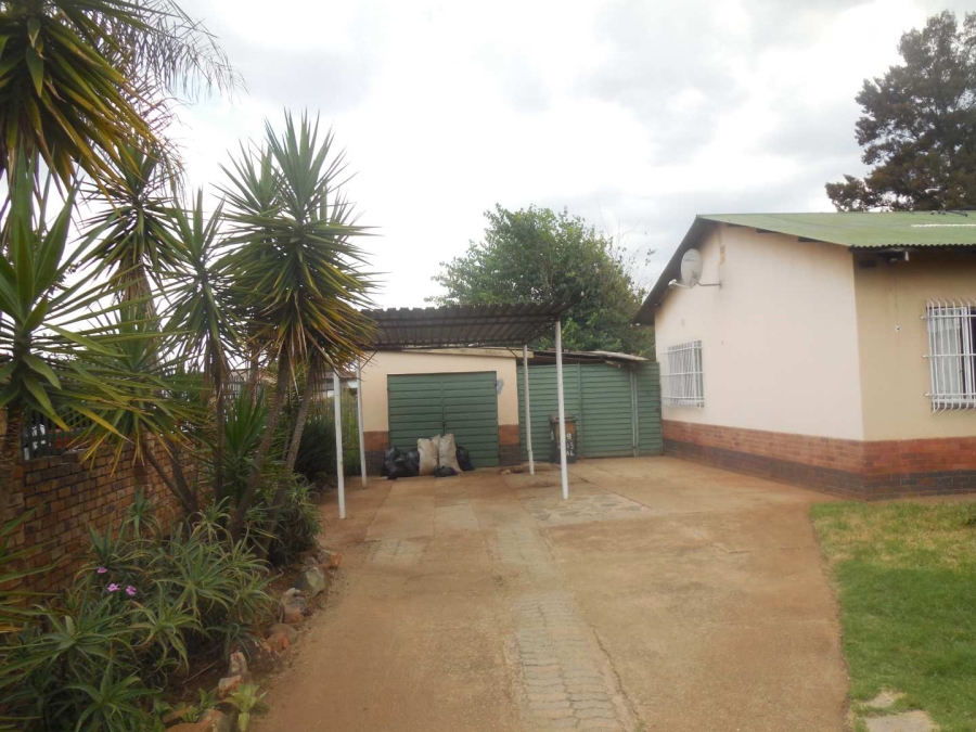 To Let 3 Bedroom Property for Rent in Silverton Gauteng