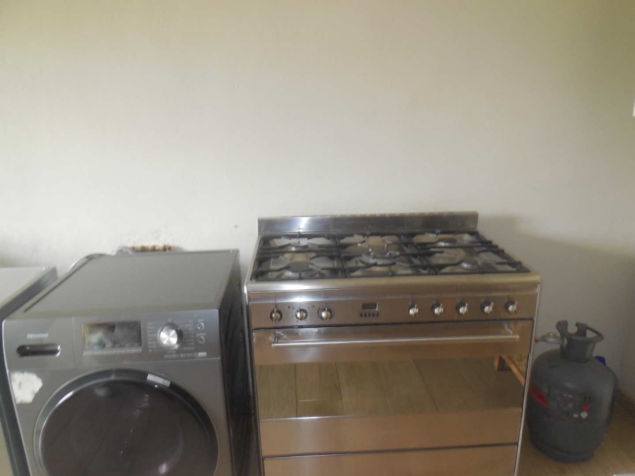 To Let 3 Bedroom Property for Rent in Silverton Gauteng