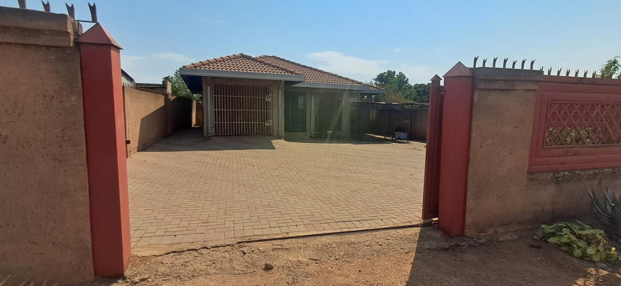 2 Bedroom Property for Sale in Soshanguve Pp2 Gauteng