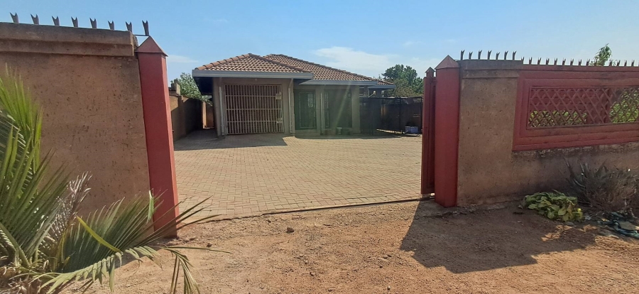 2 Bedroom Property for Sale in Soshanguve Pp2 Gauteng