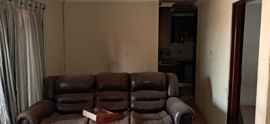 2 Bedroom Property for Sale in Soshanguve Pp2 Gauteng