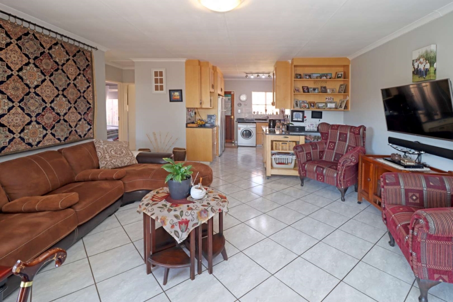 2 Bedroom Property for Sale in Elardus Park Gauteng