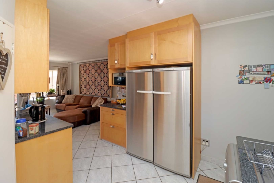 2 Bedroom Property for Sale in Elardus Park Gauteng
