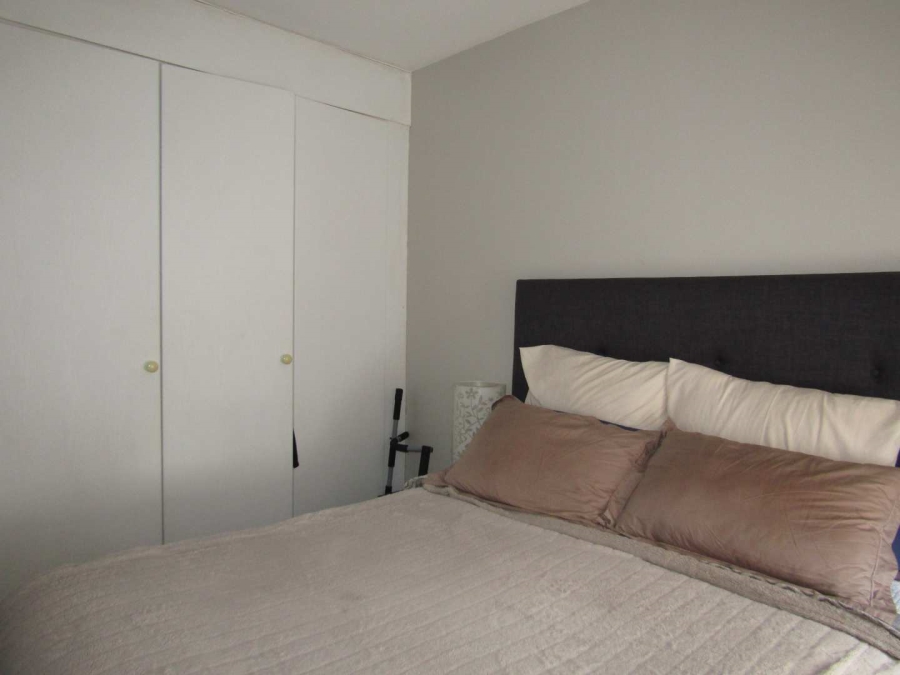 2 Bedroom Property for Sale in Auckland Park Gauteng
