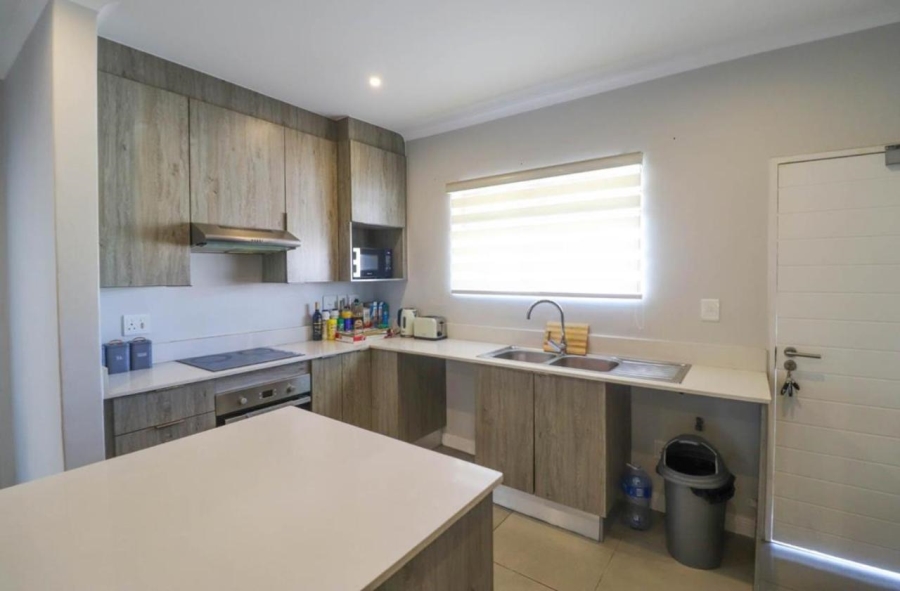 2 Bedroom Property for Sale in Morningside Gauteng