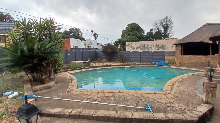 3 Bedroom Property for Sale in Birchleigh Gauteng