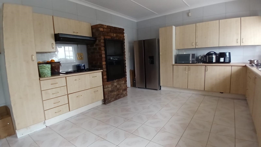 3 Bedroom Property for Sale in Birchleigh Gauteng