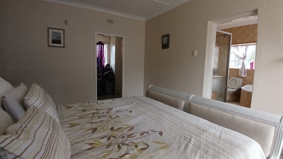 3 Bedroom Property for Sale in Birchleigh Gauteng