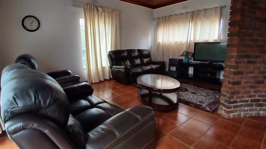3 Bedroom Property for Sale in Birchleigh Gauteng