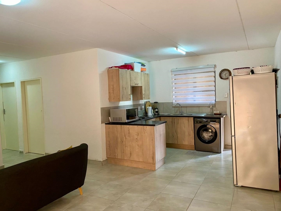 To Let 3 Bedroom Property for Rent in Princess A H Gauteng