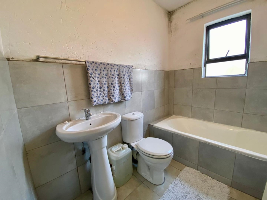 To Let 3 Bedroom Property for Rent in Princess A H Gauteng