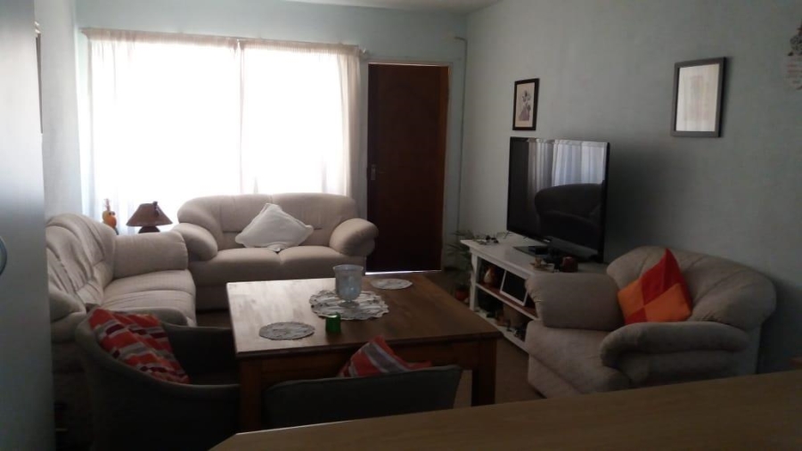 2 Bedroom Property for Sale in Farrarmere Gauteng