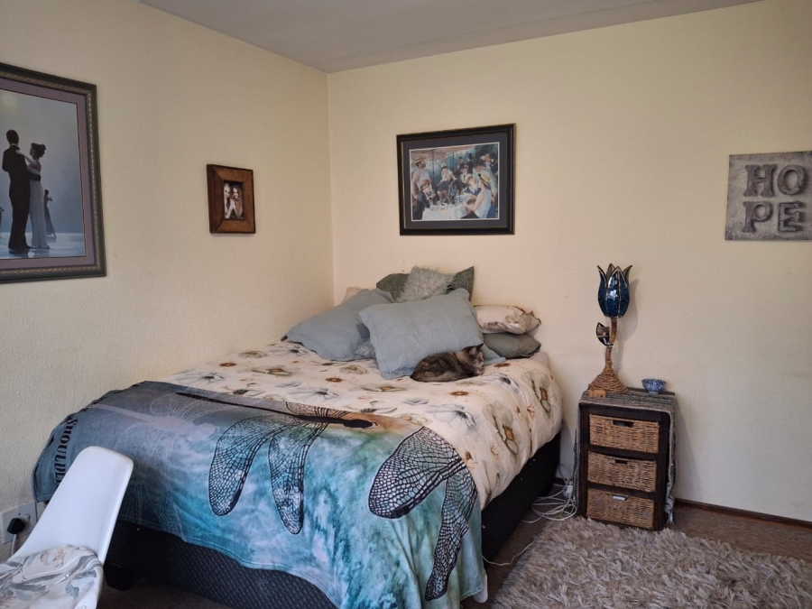 2 Bedroom Property for Sale in Farrarmere Gauteng
