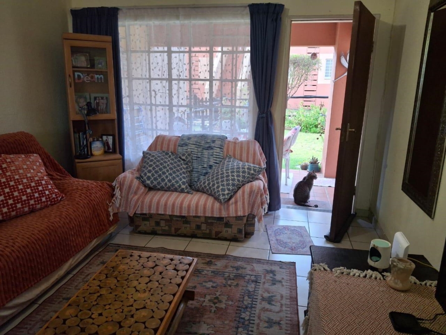 2 Bedroom Property for Sale in Farrarmere Gauteng